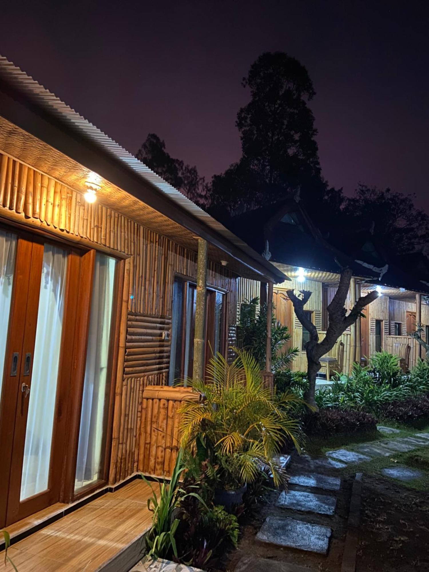 D'Yoga Bamboo Cabin Kintamani Exteriör bild