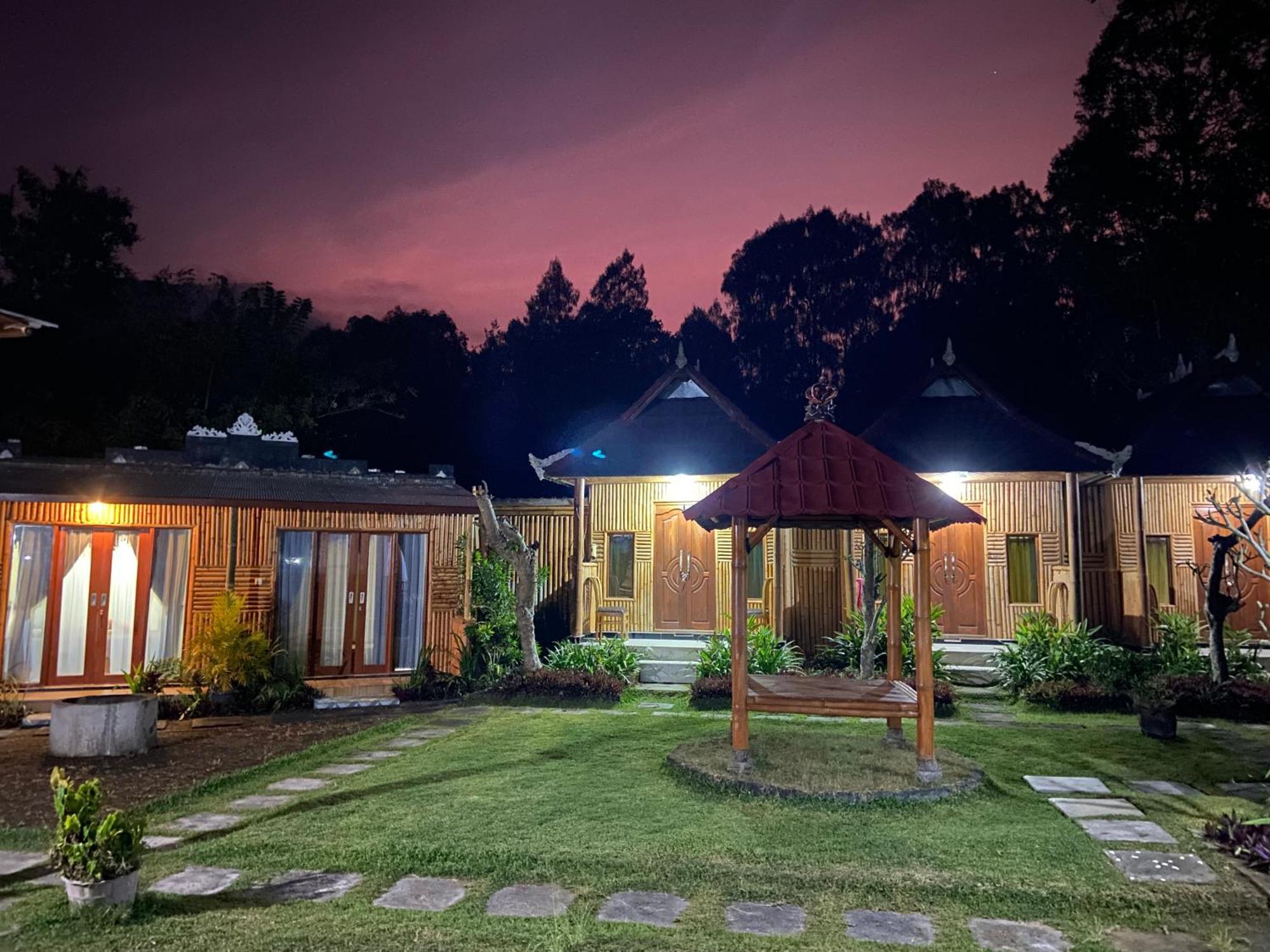 D'Yoga Bamboo Cabin Kintamani Exteriör bild